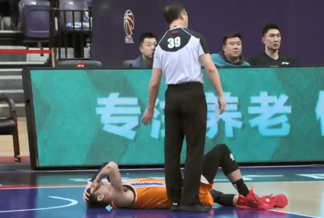 实测九头身裁判到底是不是九头身